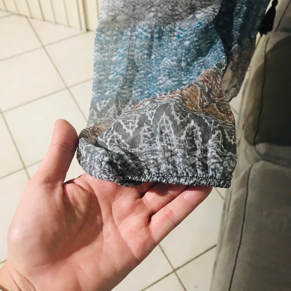 Jessica Simpson Boho Blouse - Picture 3 of 6